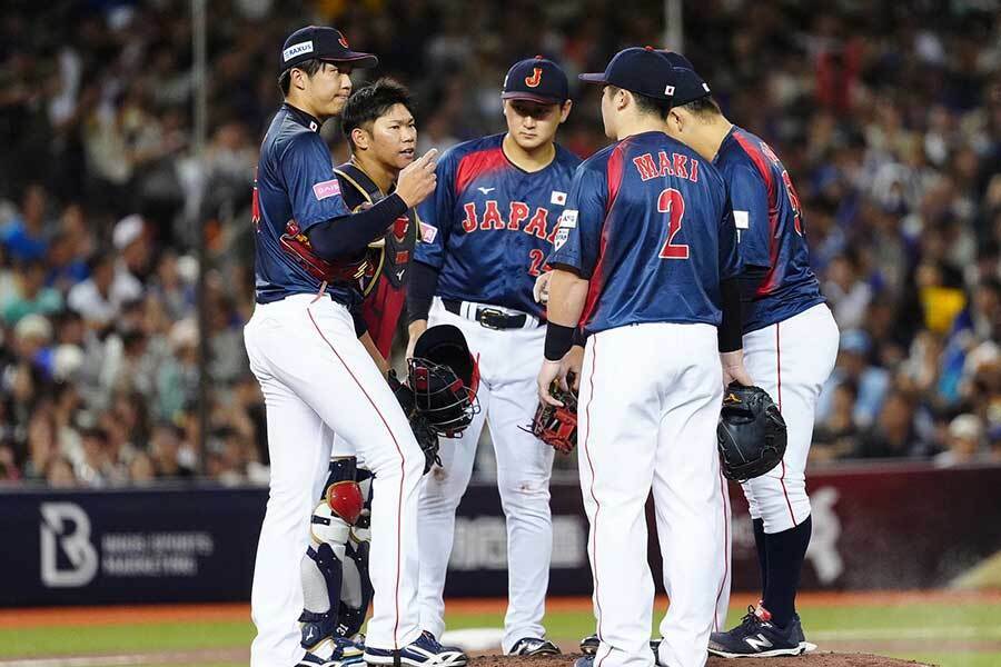 台北ドームで台湾と対戦した侍ジャパン【写真：小林靖】