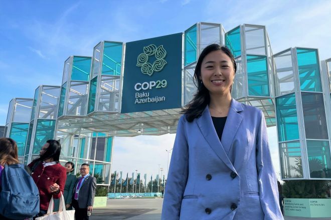 SWiTCH代表理事の佐座槙苗さん。COP29では「若者代表」として、日本政府団の一員に名を連ねている。COP参加は今年で3回目。