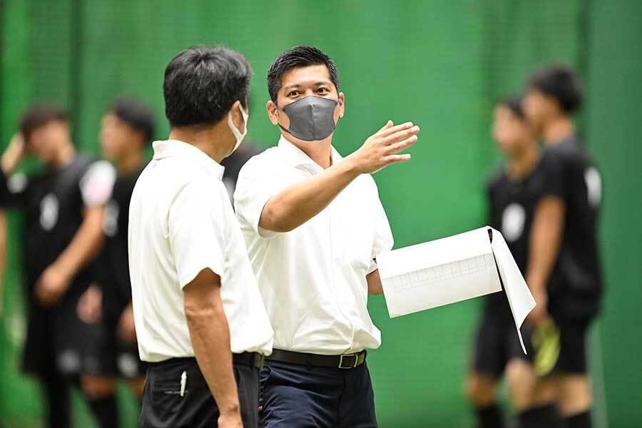 西武でスカウトを務める岳野竜也氏【写真：徳原隆元】