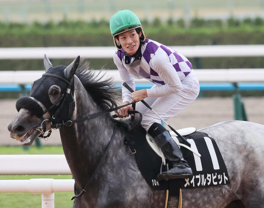 近江特別をメイプルタピットで制し、JRA初勝利を挙げた笠松競馬所属の渡辺竜也騎手（撮影・宮崎幸一）