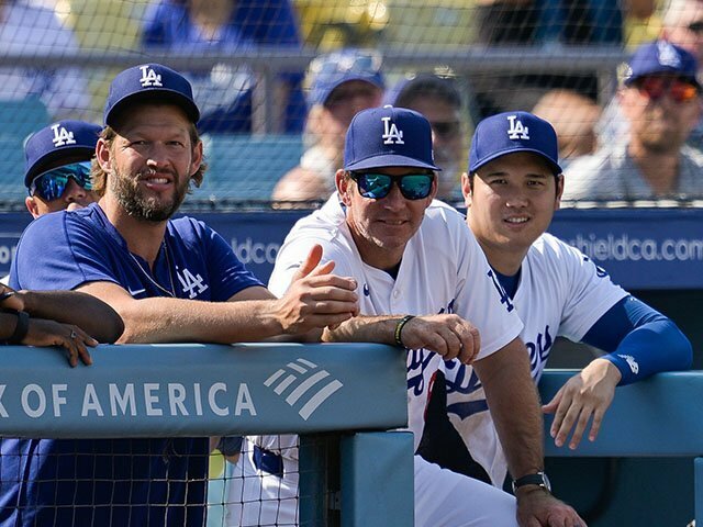 ドジャースのレジェンド左腕カーショーも、ワールドシリーズMVPフリーマンも大谷翔平の力を認めている photograph by Nanae Suzuki