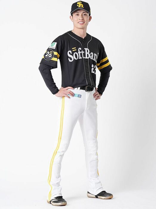 記念ユニホームを着た周東　Ⓒ　SoftBank　HAWKS