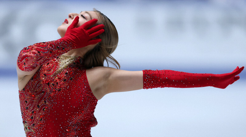 女子SPで演技する坂本花織＝国立代々木競技場で2024年11月8日、猪飼健史撮影