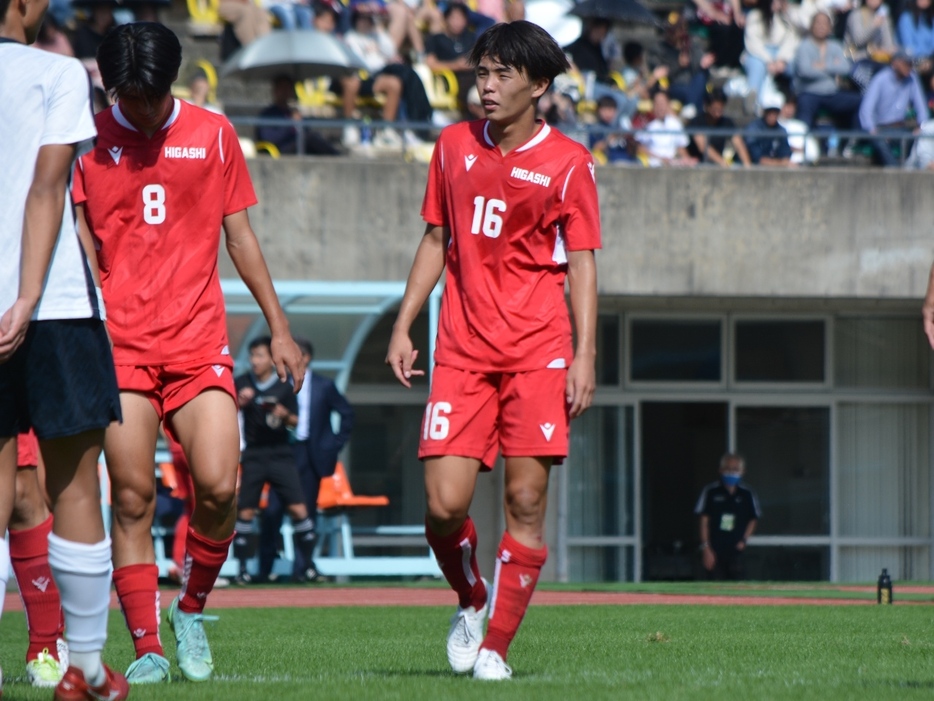 2得点1アシストの活躍を披露した東福岡高MF塩崎響(3年)(Yuki MATSUO)