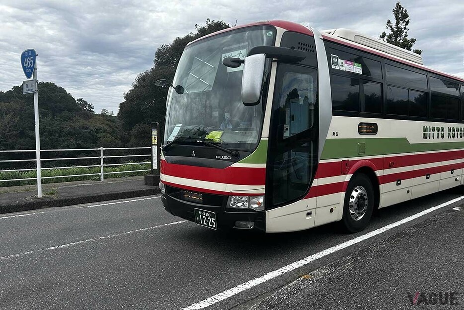 久留里線のライバルとなる高速バス「カピーナ号」。JR千葉駅から安房鴨川まで1日9便が運行されている