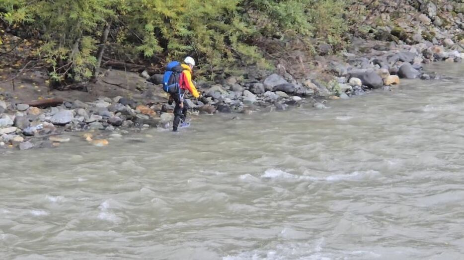 梓川で捜索（11月3日　松本市安曇）