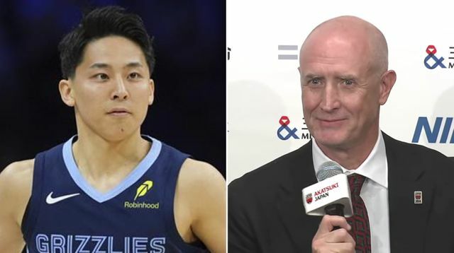 NBAデビューした河村勇輝選手と男子日本代表のトム・ホーバスHC(写真：AP/アフロ)