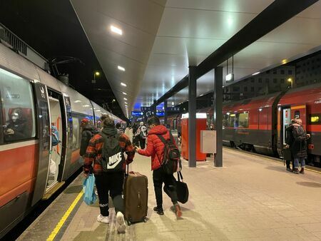 オーストリア最西部、フォアアールベルク州の鉄道駅。同州の中心ラインタール地方の交通路の骨格をなしている。同州は最大都市でも人口5万人。大都市のない地方部ながら公共交通の交通手段分担率14%を実現している（写真：筆者撮影、以下同）