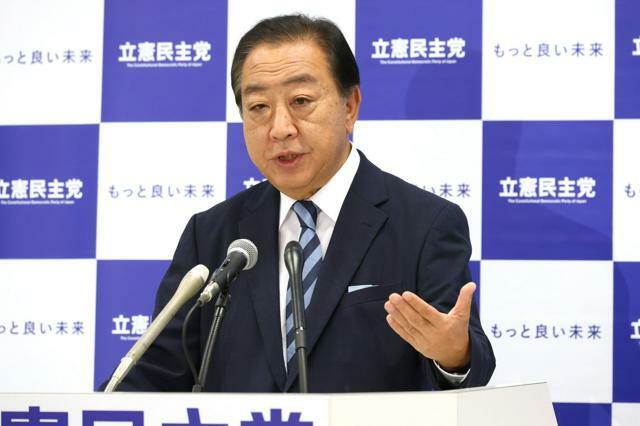 記者会見で質問に答える立憲民主党の野田佳彦代表=2024年11月1日午前10時38分、国会内、岩下毅撮影