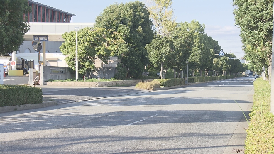 衝突事故があった西宮市の市道