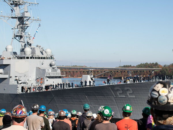 アメリカ海軍の最新鋭イージス駆逐艦「ジョン・バジロン」（画像：ジェネラルダイナミクス）。