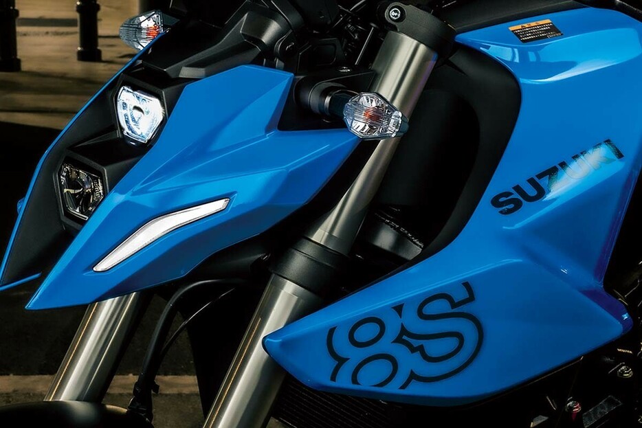 スズキ「GSX-8S」