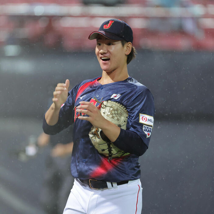 ５回から２番手で登板し、２勝目を挙げた井上（カメラ・上村　尚平）