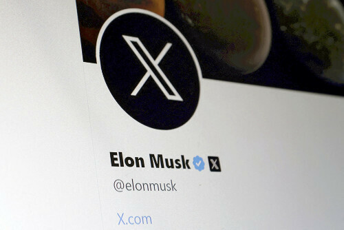 イーロン・マスク氏のＸ（旧ツイッター）のアカウント＝ロイター