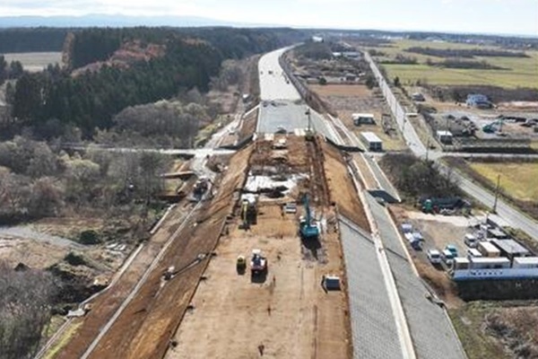 むつ東通ICから1.3km地点。2024年11月現在（画像：青森県下北地域県民局地域整備部）。