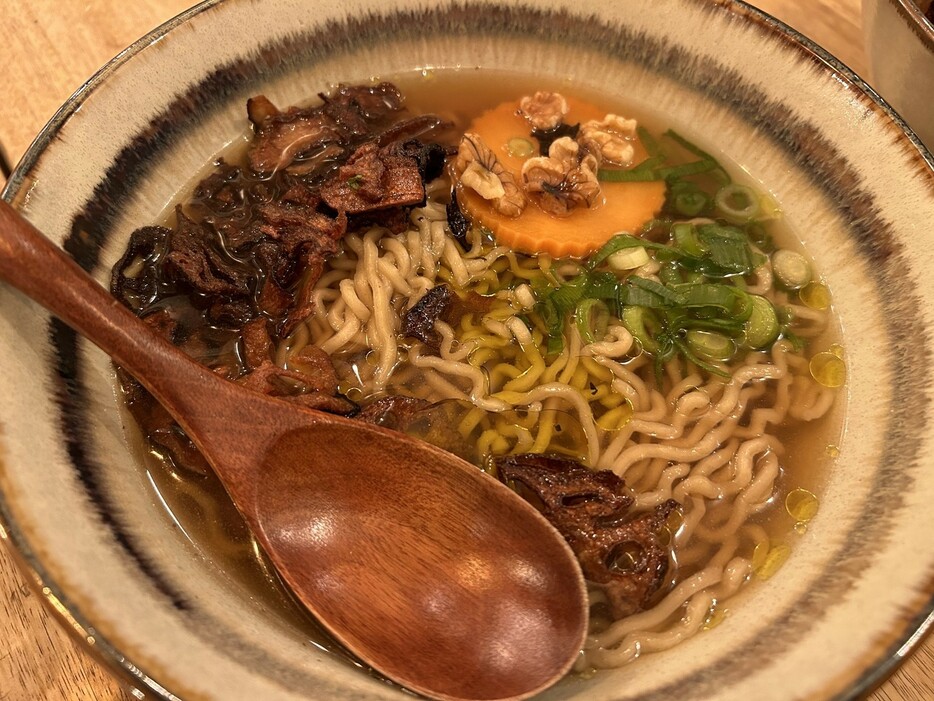 ▲ 「猫ラーメン」の「醤油ラーメン」。