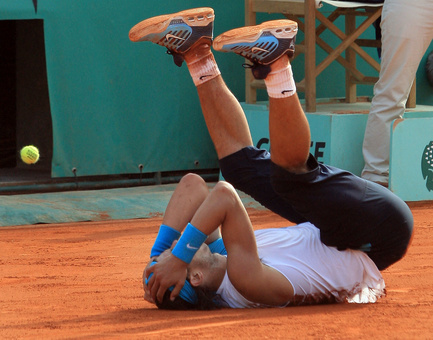 全仏オープンテニス、男子シングルス決勝。優勝を喜ぶラファエル・ナダル（2007年6月10日撮影）。