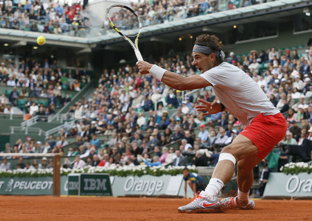 全仏オープンテニス、男子シングルス3回戦に臨むラファエル・ナダル（2013年6月1日撮影）。