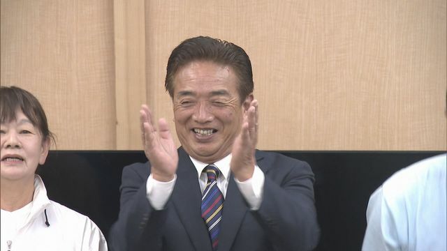 当選した上村俊之氏