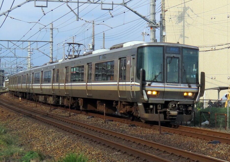 【資料写真】JR東海道線の新快速電車