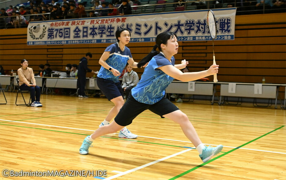 連覇をめざした筑波大だったが、神山和奏（左）／須﨑沙織など全体が競り勝てずに3位