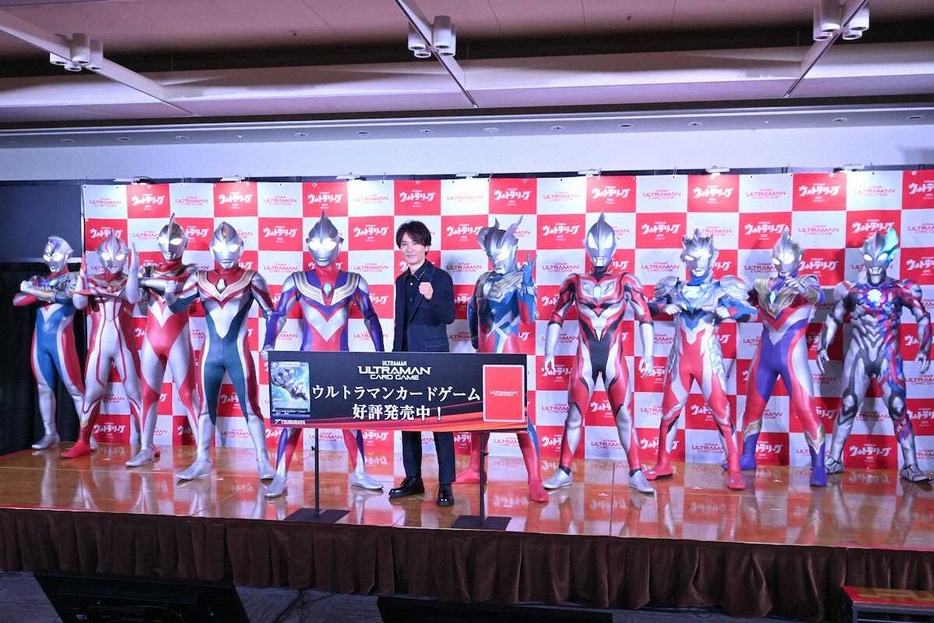 「ウルトラリーグ　リリースイベント」にサプライズで登場した長野博（撮影・糸賀日向子）