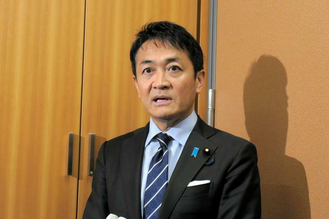 不倫疑惑について国民民主党の倫理委員会での調査が決まったことを受けて取材に答える玉木雄一郎代表=2024年11月13日午後1時39分、国会内、松井望美撮影