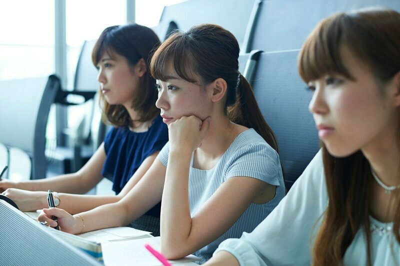 学習院女子大の国際文化交流学部が偏差値を維持している理由とは？（写真はイメージです）　Photo:PIXTA