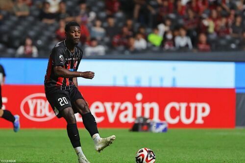 北海道コンサドーレ札幌は11日、FWバカヨコのシエラレオネ代表選出を発表 [写真]＝J.LEAGUE via Getty Images