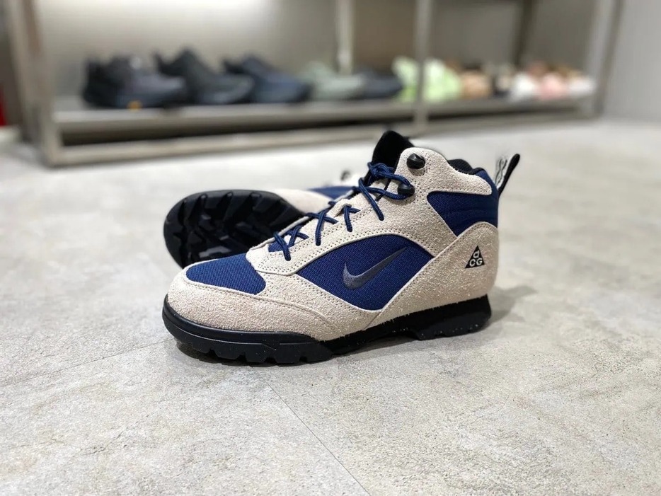 待望の復活！優秀ハイキングシューズ「ナイキ ACG トーレ MID」