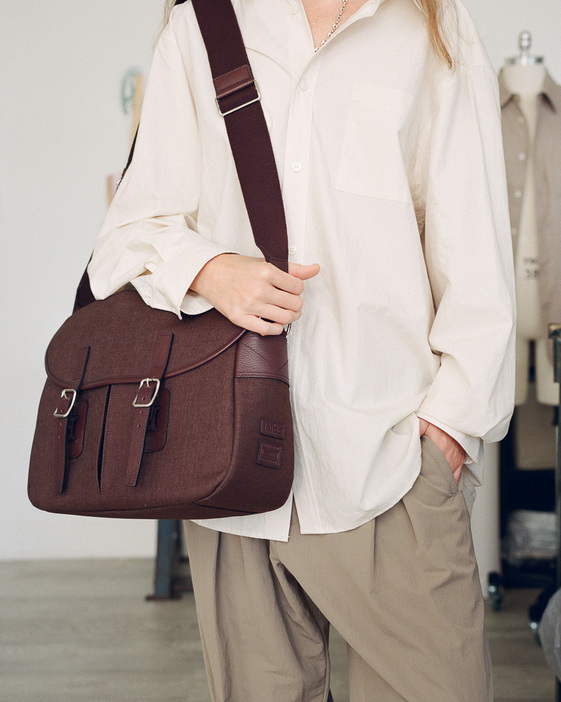 「MESSENGER BAG」