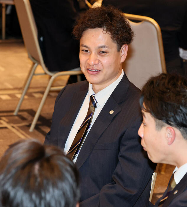 球団納会に出席する阪神大竹耕太郎（撮影・加藤哉）