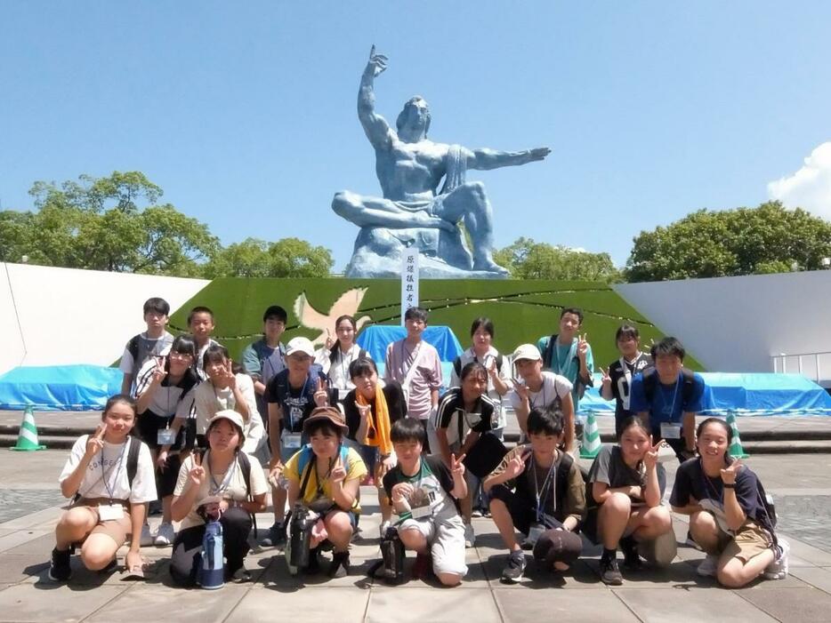 「平和の集い」市内在住の中学生による「平和大使」が今年8月の長崎訪問の報告会を行う