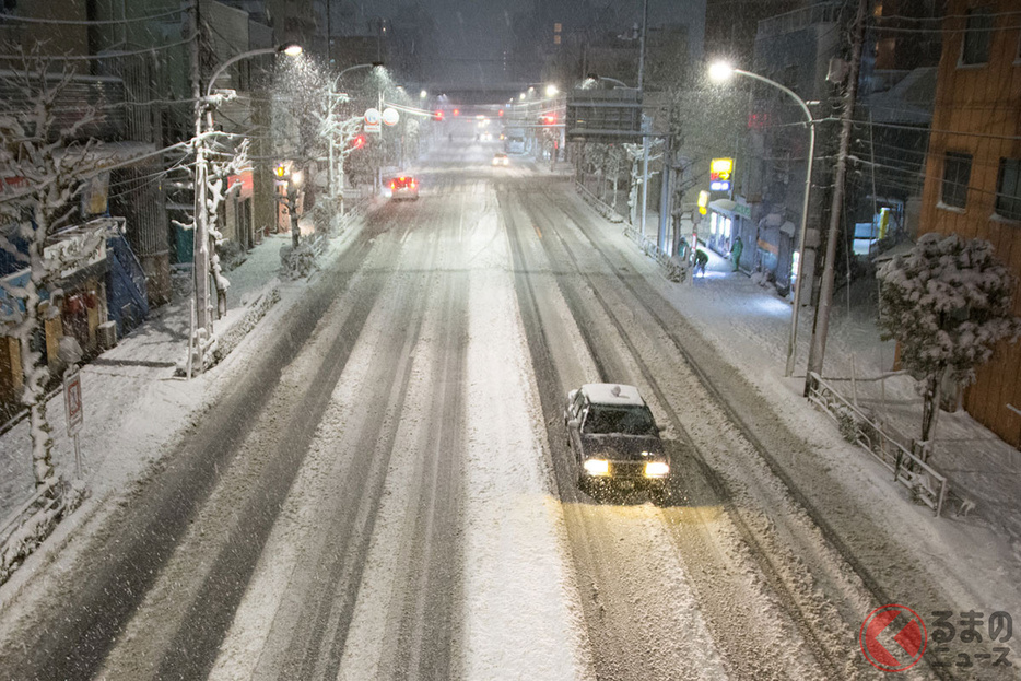 急な積雪に慌てる前にまず「準備」から始めてみましょう［画像はイメージです］