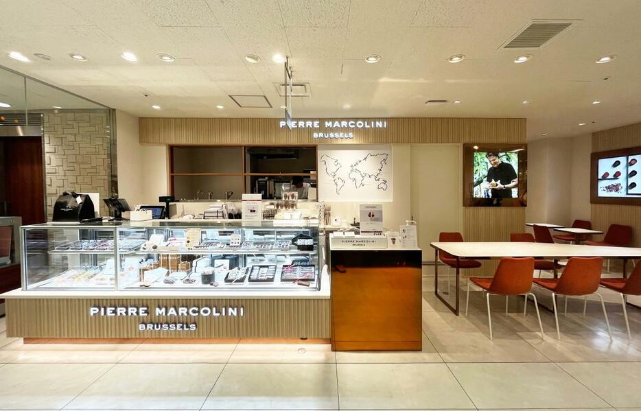 「ピエール マルコリーニ 福岡岩田屋店」外観