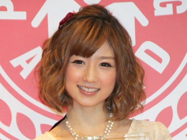 小倉優子（2012年撮影）