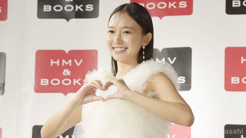 志田音々、妹・志田こはくをでき愛「間接キスを頂きました！」