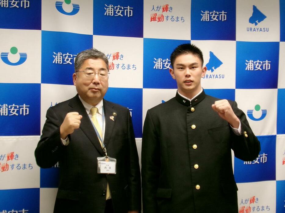 宇野真仁朗さんと内田市長