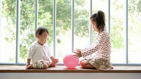 独身のジソンさんが1人ではなく、2人迎えようと思った理由とは（写真：【Tig.】Tokyo image groups／PIXTA）