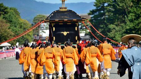 平安時代の政治の実態は「ハリボテ」だったという（写真：terkey／PIXTA）