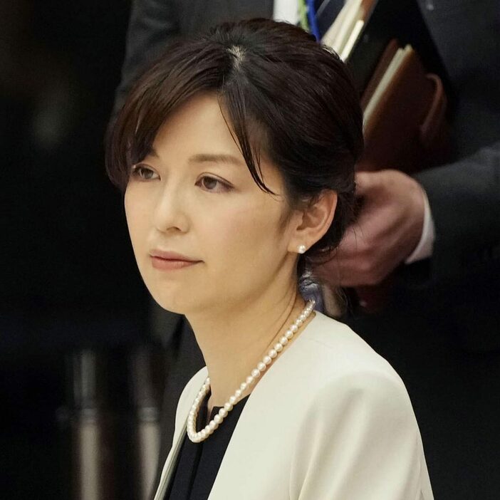 2023年4月に「こども未来戦略会議」の初会合に出席した中野美奈子（写真・共同通信）