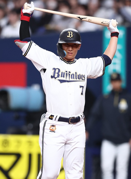 オリックス・西川龍馬