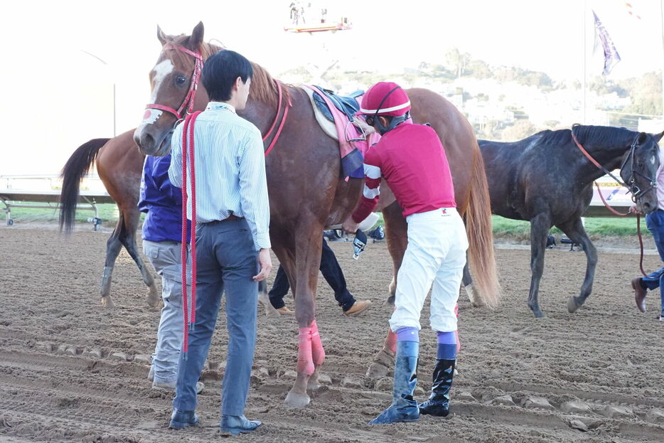 BCジュベナイル・シンビリーブと武豊騎手 (C)Hiroki Homma