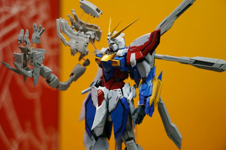 「機動武闘伝Gガンダム」のゴッドガンダムのフィギュア「METAL BUILD ゴッドガンダム」