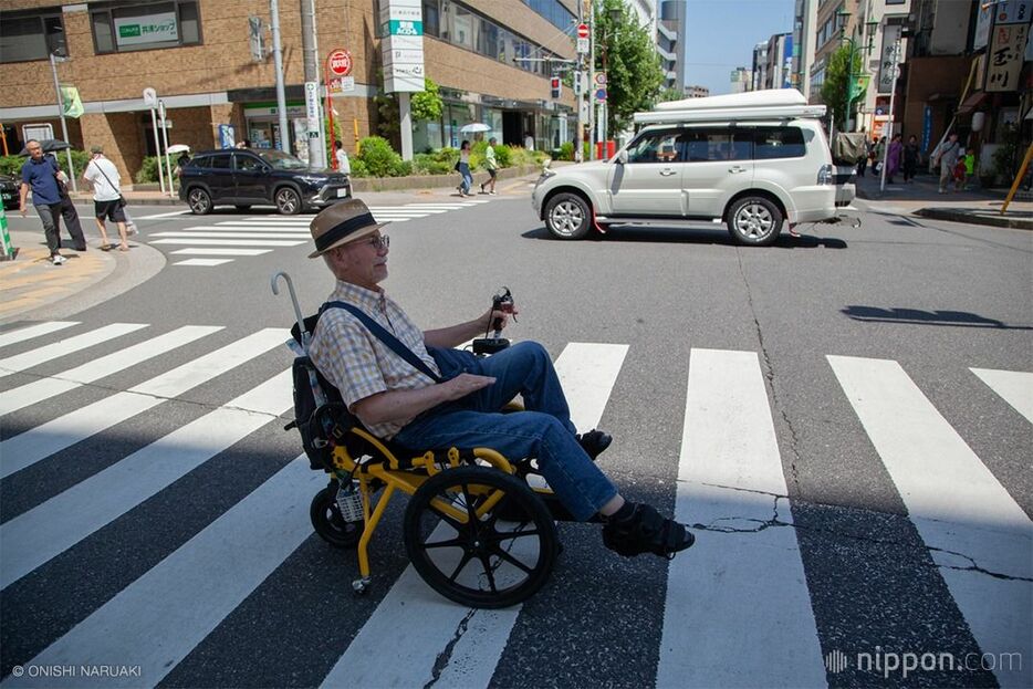 幸せの黄色いCOGYが街を行く。この光景が当たり前になってほしい