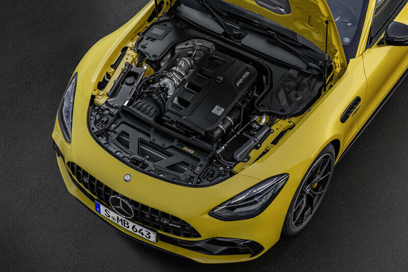 メルセデスAMG GT43 クーペ 新型