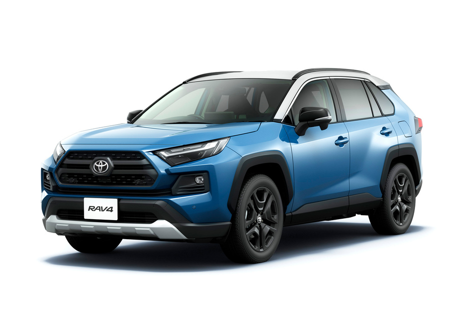 トヨタRAV4アドベンチャー（ハイブリッド車）