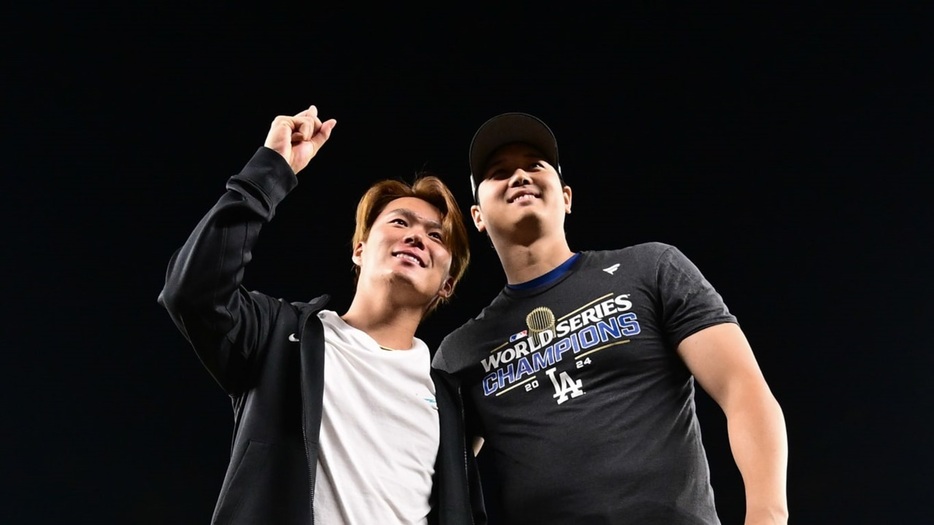 ドジャースの山本由伸（左）と大谷翔平（MLB Advanced Media）