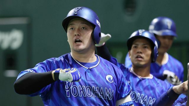 第5戦で3ランを放った牧秀悟選手【写真：時事】