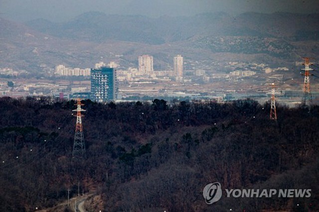 開城工業団地周辺にある送電塔（資料写真）＝（聯合ニュース）